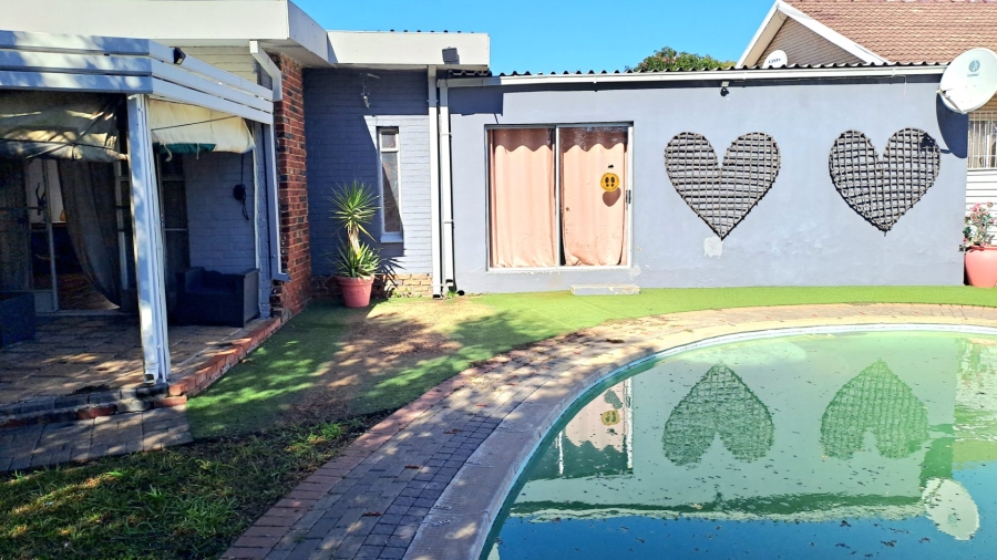 4 Bedroom Property for Sale in Fichardt Park Free State